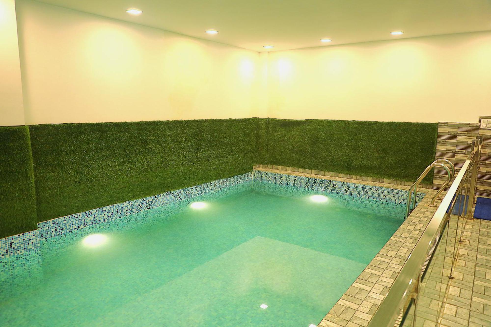 Hotel Shreya Galaxy With Swimming Pool- Best Property In Haridwār Exterior foto